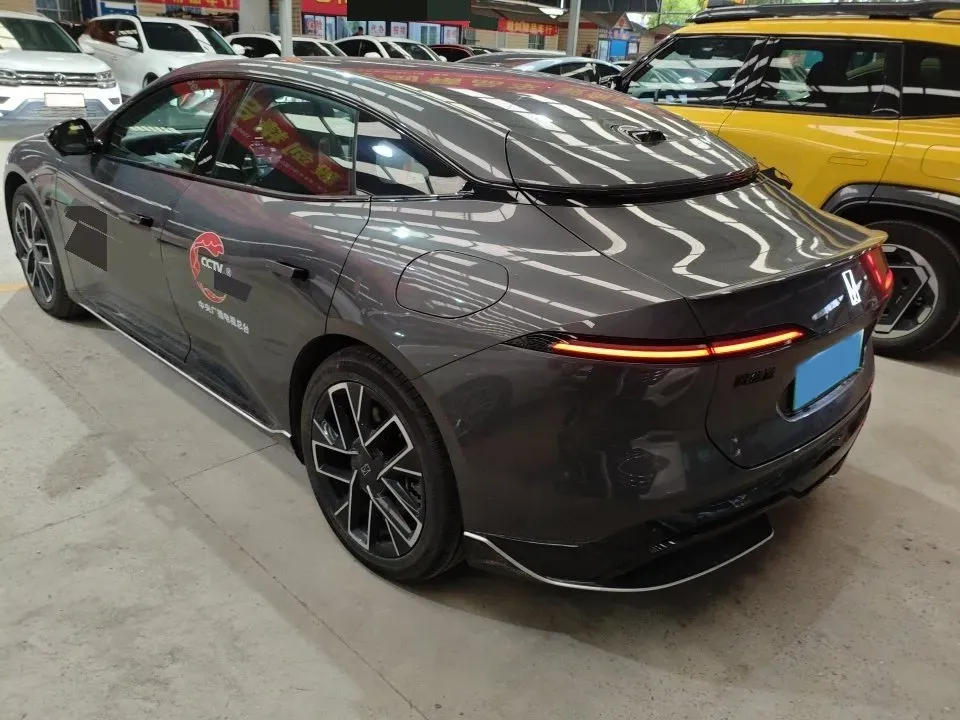 2025 Avatr 06 REEV 156HP REEV,autocango,china used car exporter,china ev exporter,chinese used car exporter,chinese used ev exporter