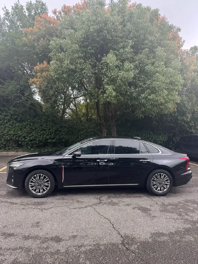 2023 HongQi H5 1.5T 169HP L4 7DCT,autocango,china used car exporter,china ev exporter,chinese used car exporter,chinese used ev exporter