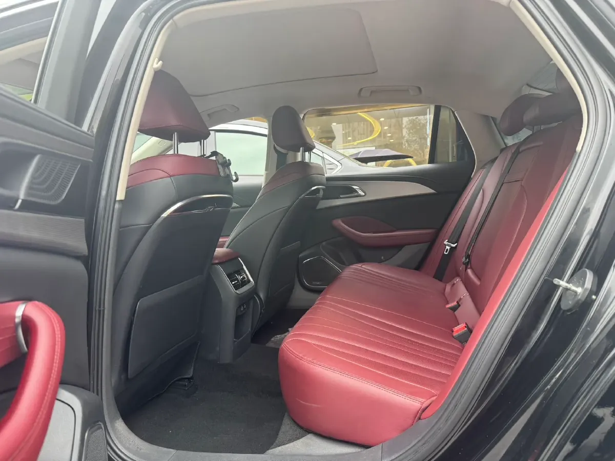 2023 HongQi H5 1.5T 169HP L4 7DCT,autocango,china used car exporter,china ev exporter,chinese used car exporter,chinese used ev exporter