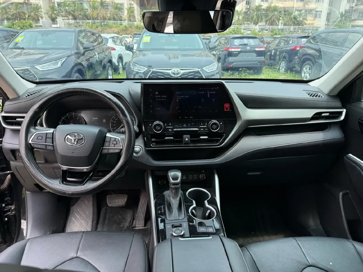 2022 Toyota Highlander 2.0T 248HP L4 8AT,autocango,china used car exporter,china ev exporter,chinese used car exporter,chinese used ev exporter