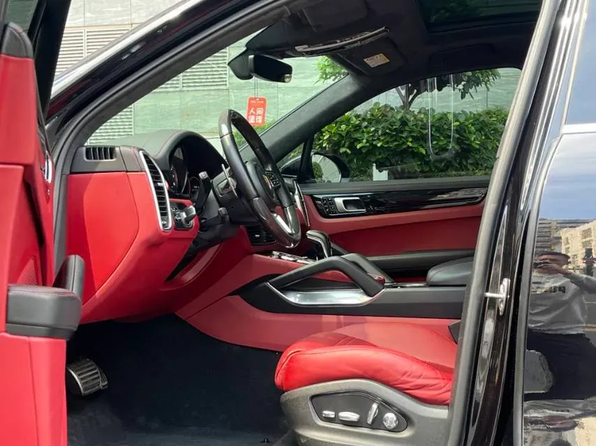 2020 Porsche Cayenne 4.0T 549HP V8 8AT,autocango,china used car exporter,china ev exporter,chinese used car exporter,chinese used ev exporter