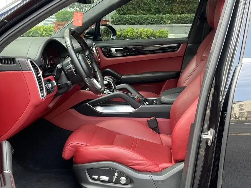 2020 Porsche Cayenne 4.0T 549HP V8 8AT,autocango,china used car exporter,china ev exporter,chinese used car exporter,chinese used ev exporter