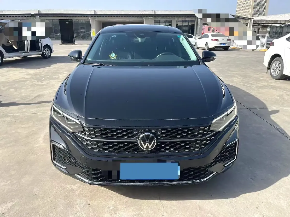 2023 Volkswagen Passat 2.0T 186HP L4 7DCT,autocango,china used car exporter,china ev exporter,chinese used car exporter,chinese used ev exporter