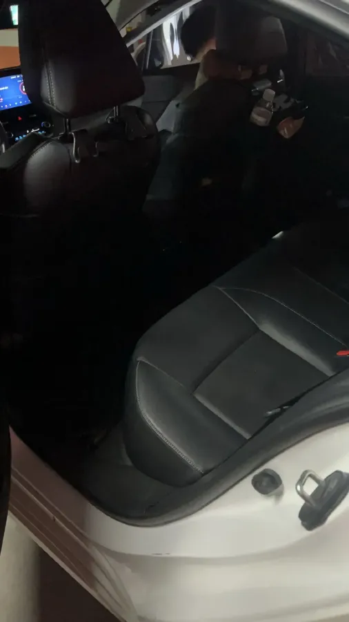 2021 Toyota Corolla 1.2T 116HP L4 CVT,autocango,china used car exporter,china ev exporter,chinese used car exporter,chinese used ev exporter