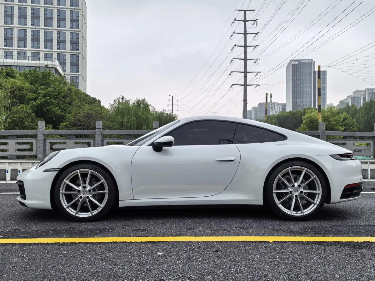 2023 Porsche 911 3.0T 385HP H6 8DCT,autocango,china used car exporter,china ev exporter,chinese used car exporter,chinese used ev exporter