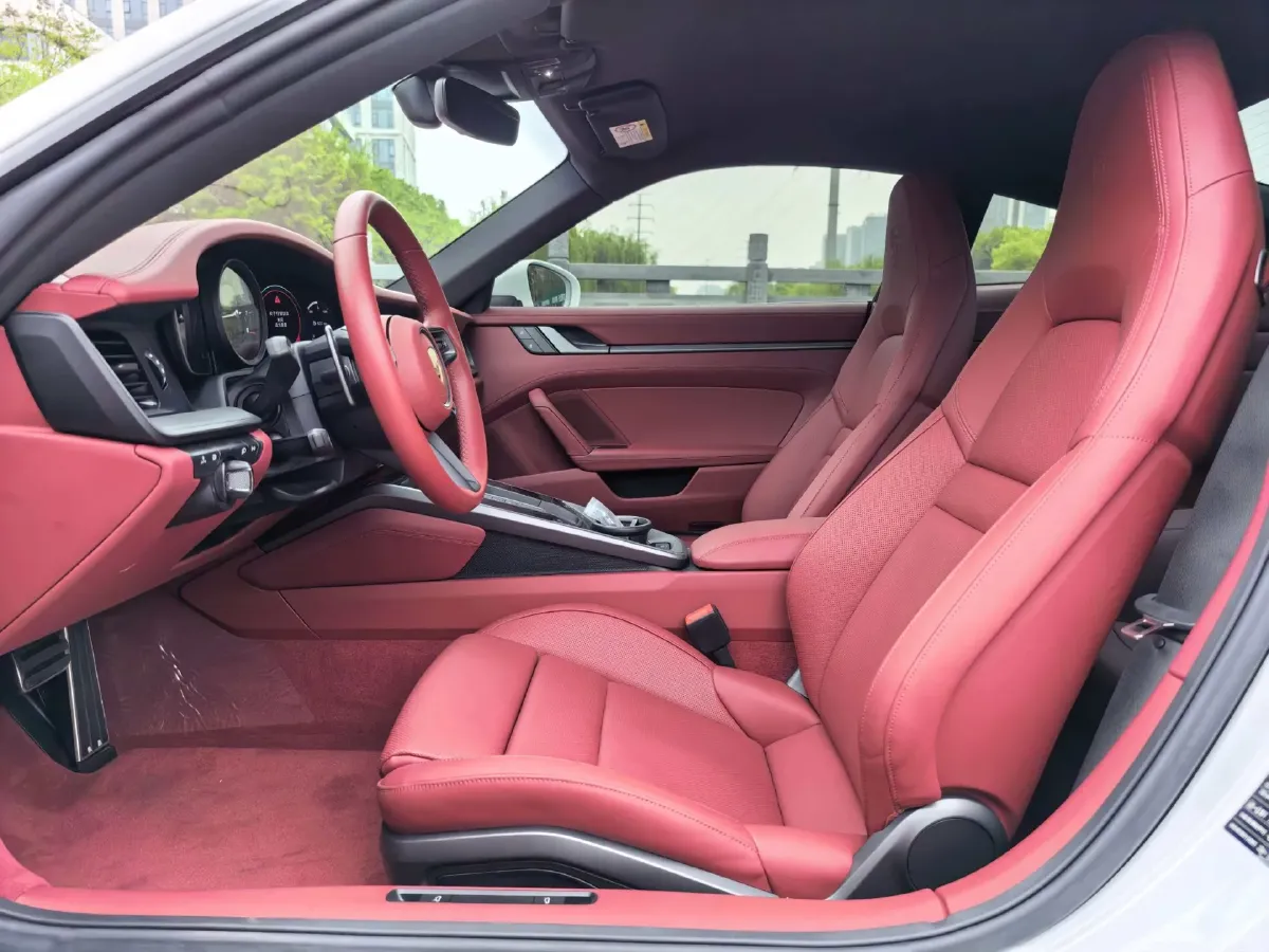 2023 Porsche 911 3.0T 385HP H6 8DCT,autocango,china used car exporter,china ev exporter,chinese used car exporter,chinese used ev exporter