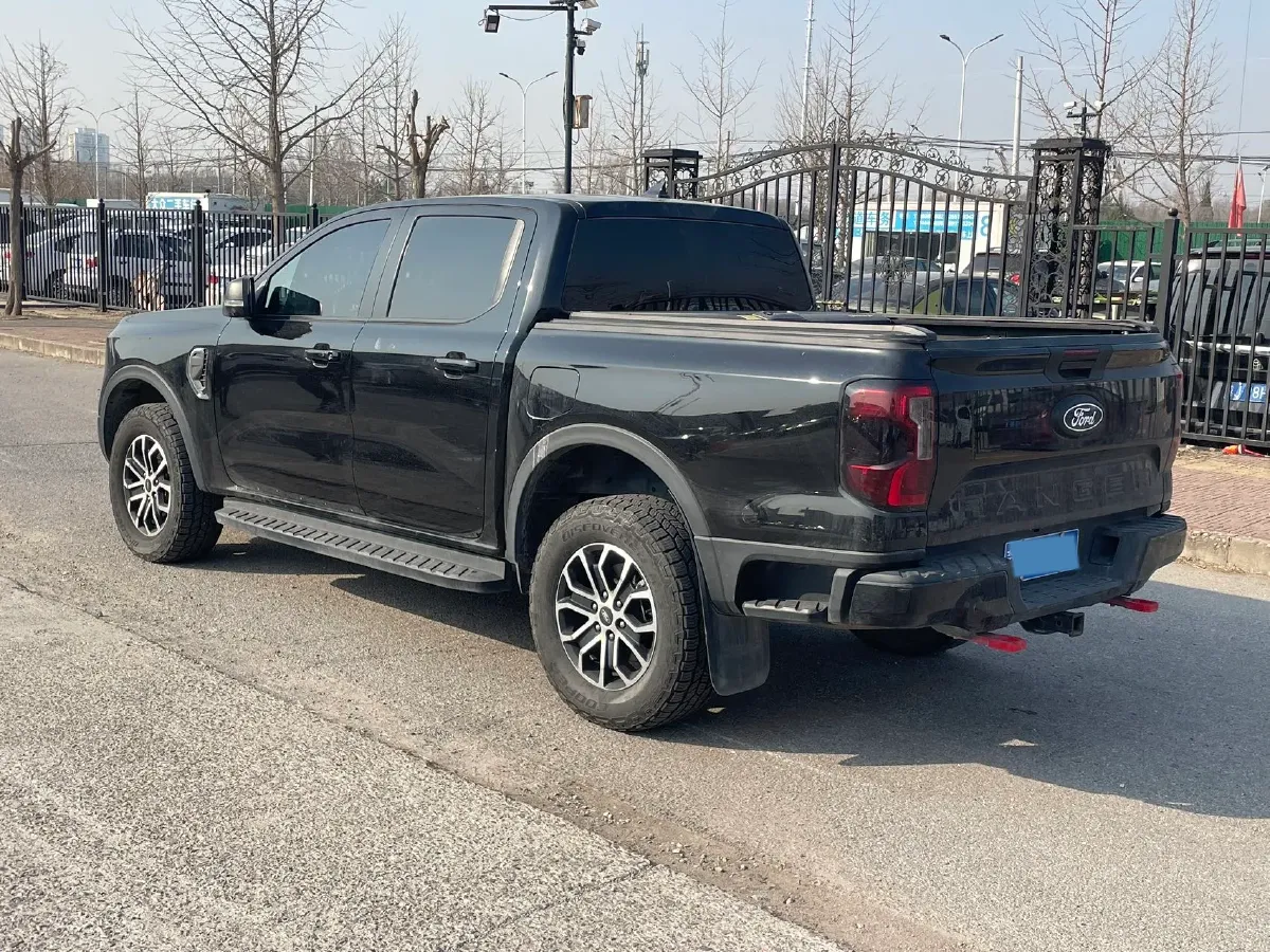 2023 Ford Ranger 2.3T 186HP L4 8AT,autocango,china used car exporter,china ev exporter,chinese used car exporter,chinese used ev exporter