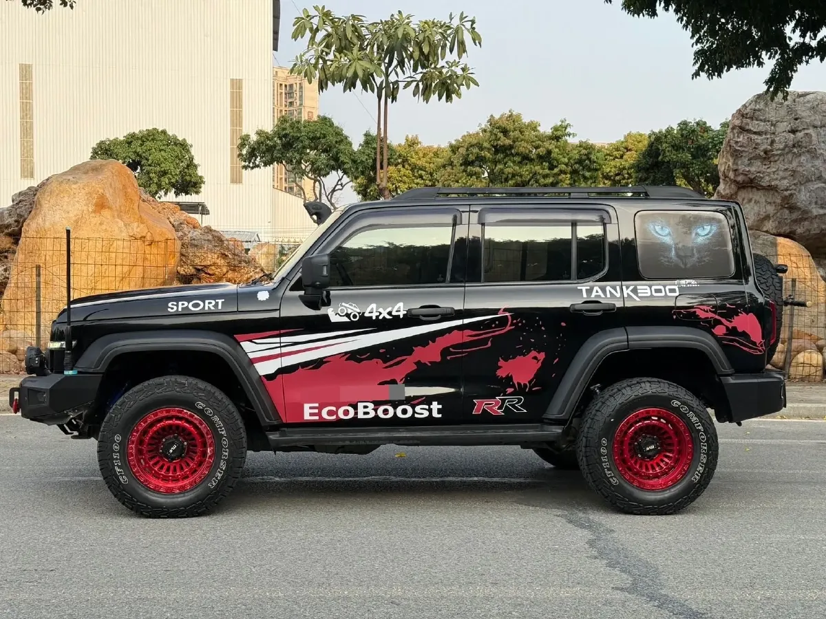 2021 Tank 300 2.0T 227HP L4 8AT,autocango,china used car exporter,china ev exporter,chinese used car exporter,chinese used ev exporter