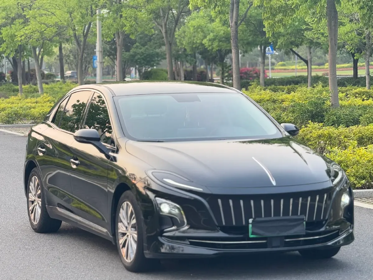 2022 HongQi E-QM5 BEV 54KWH,autocango,china used car exporter,china ev exporter,chinese used car exporter,chinese used ev exporter