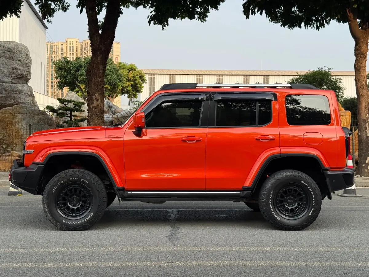 2023 Tank 300 2.0T 227HP L4 8AT,autocango,china used car exporter,china ev exporter,chinese used car exporter,chinese used ev exporter