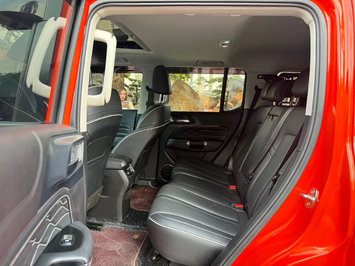 2023 Tank 300 2.0T 227HP L4 8AT,autocango,china used car exporter,china ev exporter,chinese used car exporter,chinese used ev exporter