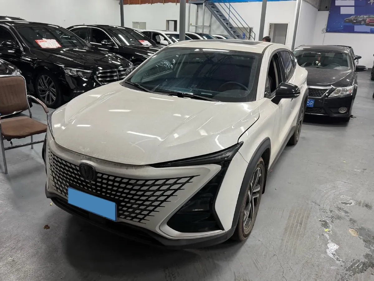 2021 ChangAn UNI-T 1.5T 180HP L4 7DCT,autocango,china used car exporter,china ev exporter,chinese used car exporter,chinese used ev exporter