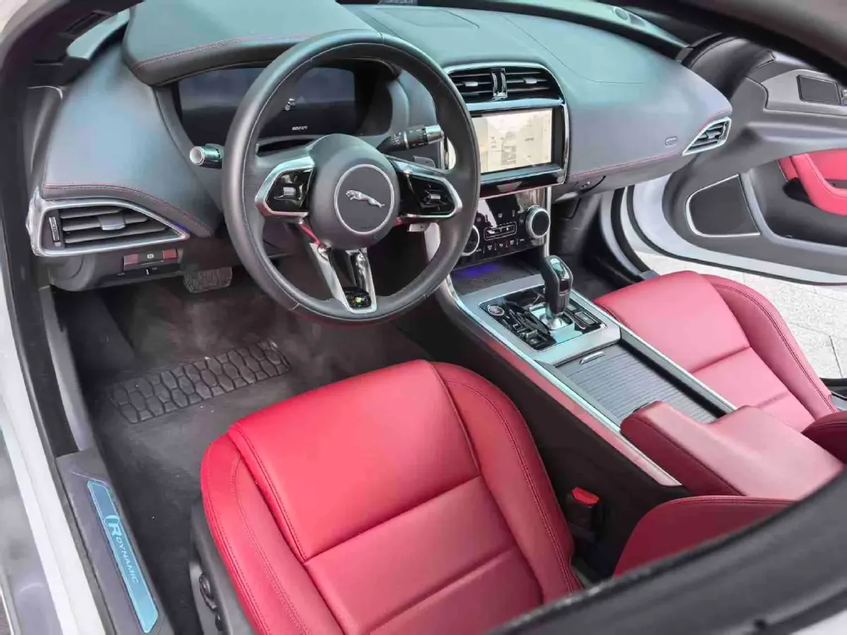 2021 Jaguar XEL 2.0T 250HP L4 8AT,autocango,china used car exporter,china ev exporter,chinese used car exporter,chinese used ev exporter