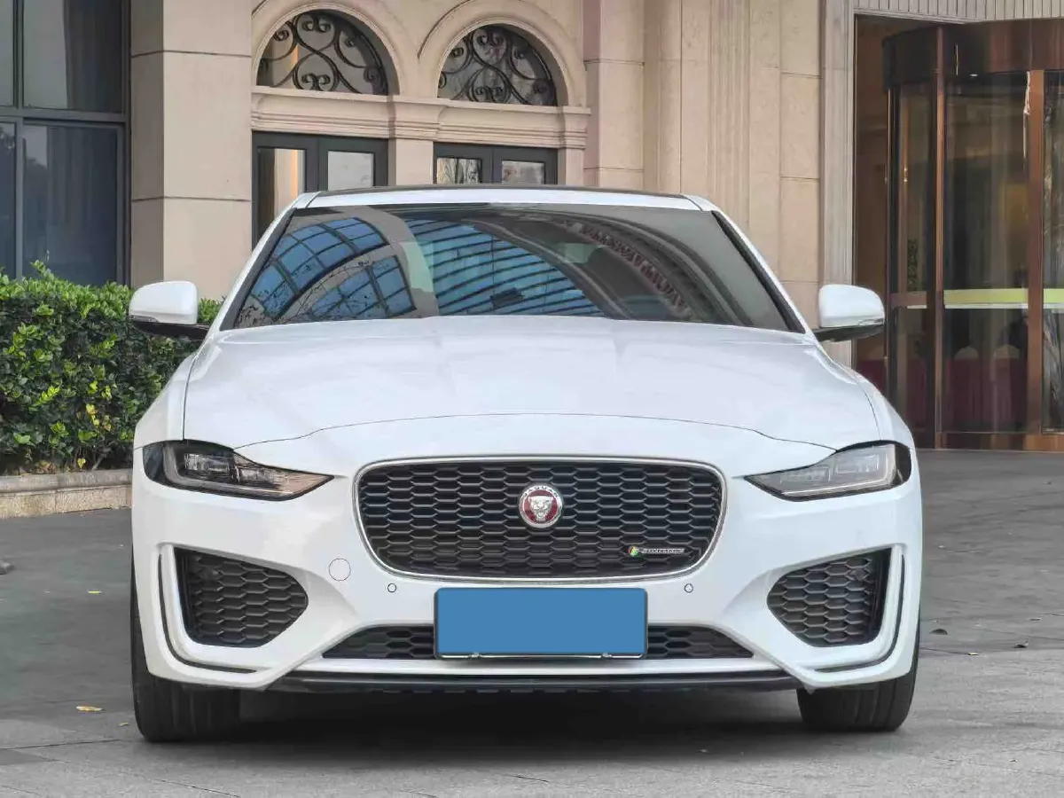2021 Jaguar XEL 2.0T 250HP L4 8AT,autocango,china used car exporter,china ev exporter,chinese used car exporter,chinese used ev exporter