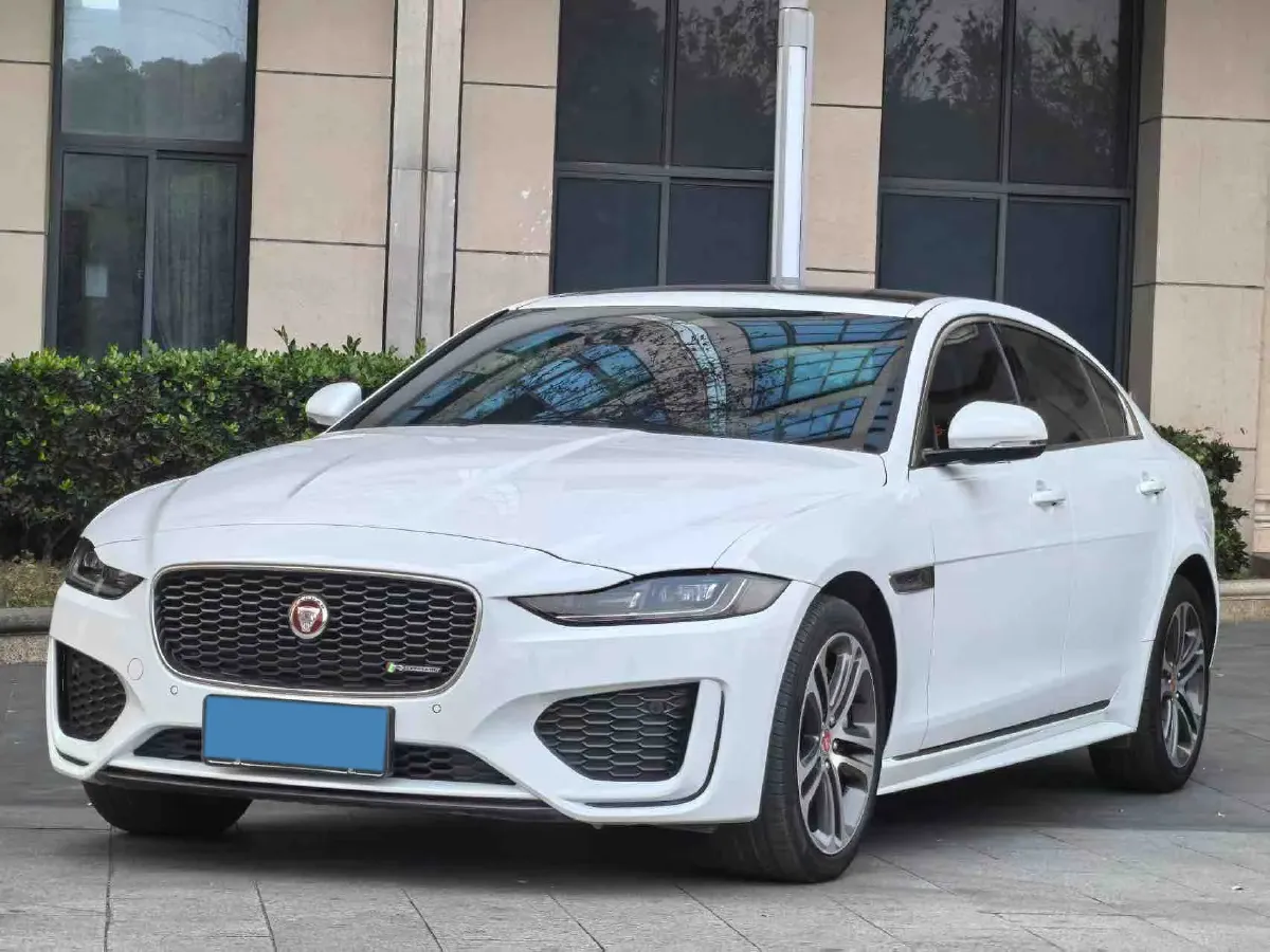 2021 Jaguar XEL 2.0T 250HP L4 8AT,autocango,china used car exporter,china ev exporter,chinese used car exporter,chinese used ev exporter