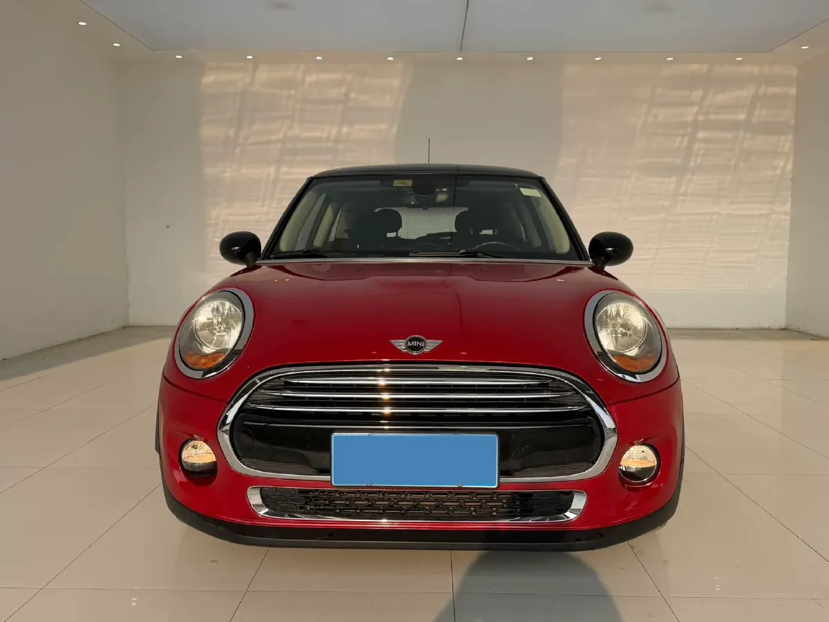 2016 MINI MINI 1.5T 136HP L3 6AT,autocango,china used car exporter,china ev exporter,chinese used car exporter,chinese used ev exporter