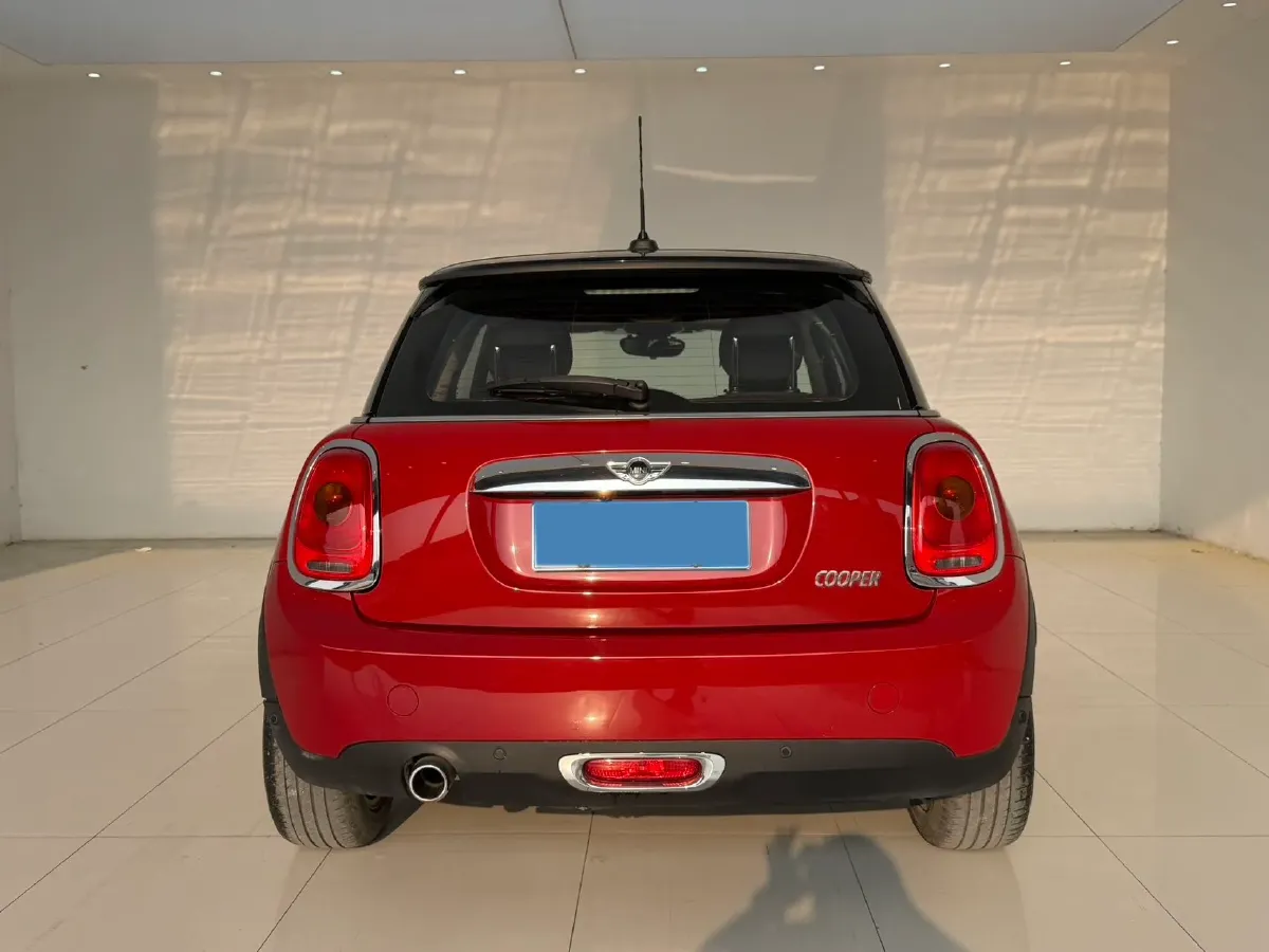 2016 MINI MINI 1.5T 136HP L3 6AT,autocango,china used car exporter,china ev exporter,chinese used car exporter,chinese used ev exporter
