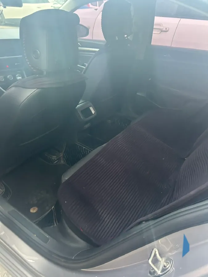 2019 Bestune T77 1.2T 143HP L4 7DCT,autocango,china used car exporter,china ev exporter,chinese used car exporter,chinese used ev exporter