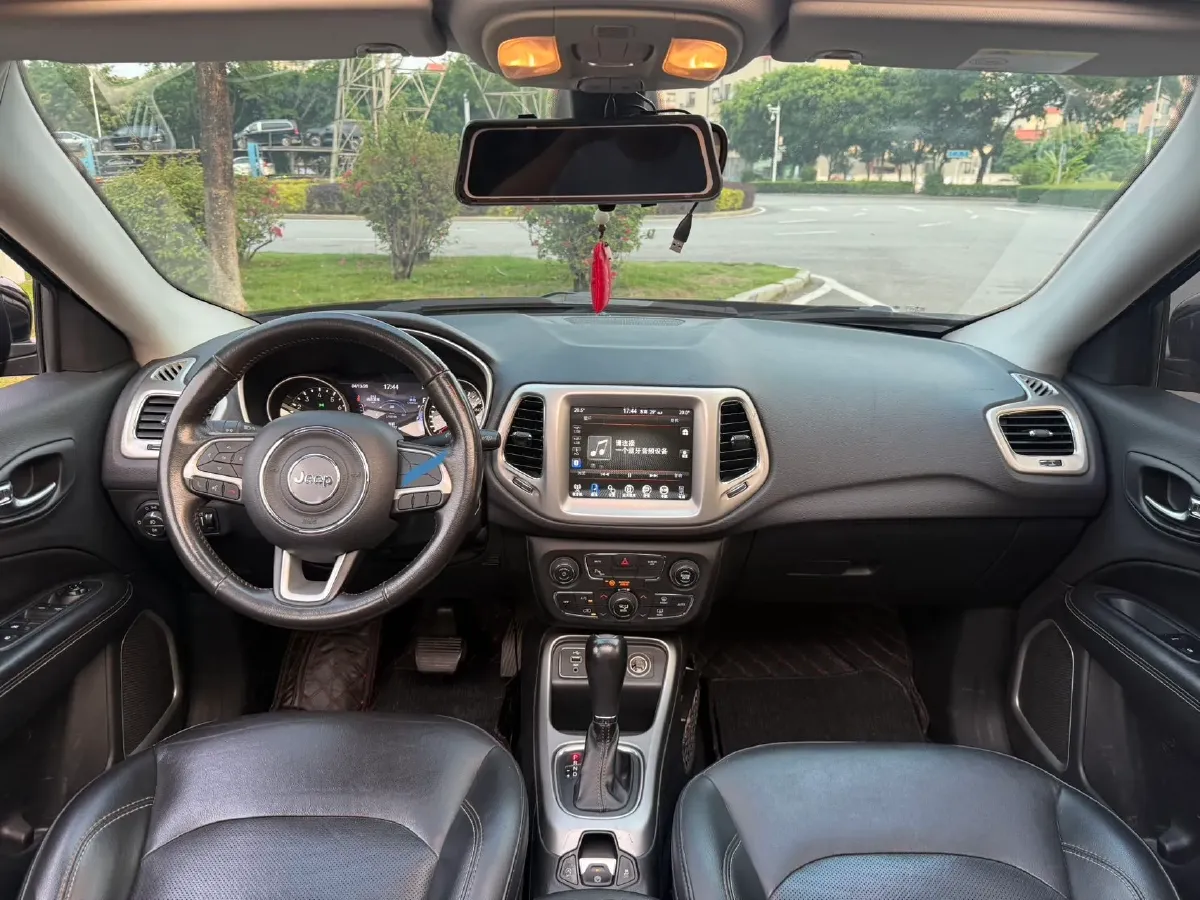 2017 Jeep Compass 1.4T 165HP L4 7DCT,autocango,china used car exporter,china ev exporter,chinese used car exporter,chinese used ev exporter