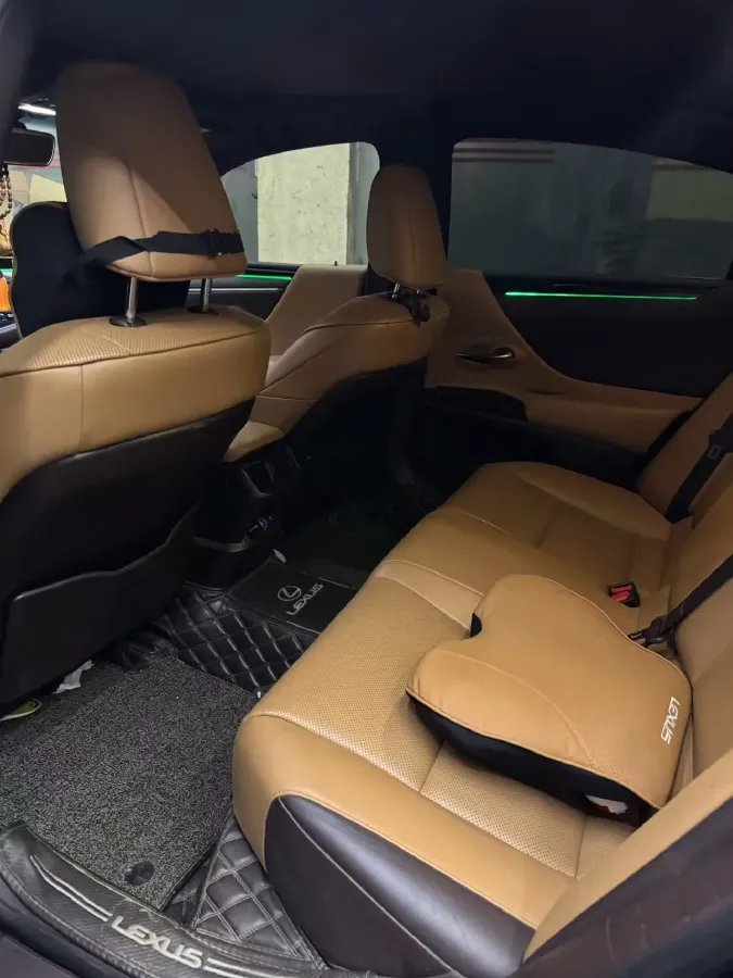 2018 Lexus ES 2.5L 207HP L4 8AT,autocango,china used car exporter,china ev exporter,chinese used car exporter,chinese used ev exporter