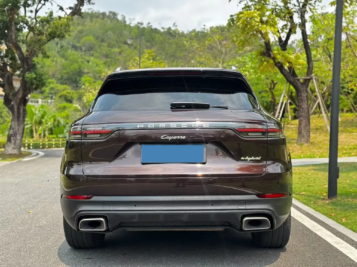 2019 Porsche Cayenne 2.0T 252HP L4 8AT PHEV 14.1KWH,autocango,china used car exporter,china ev exporter,chinese used car exporter,chinese used ev exporter