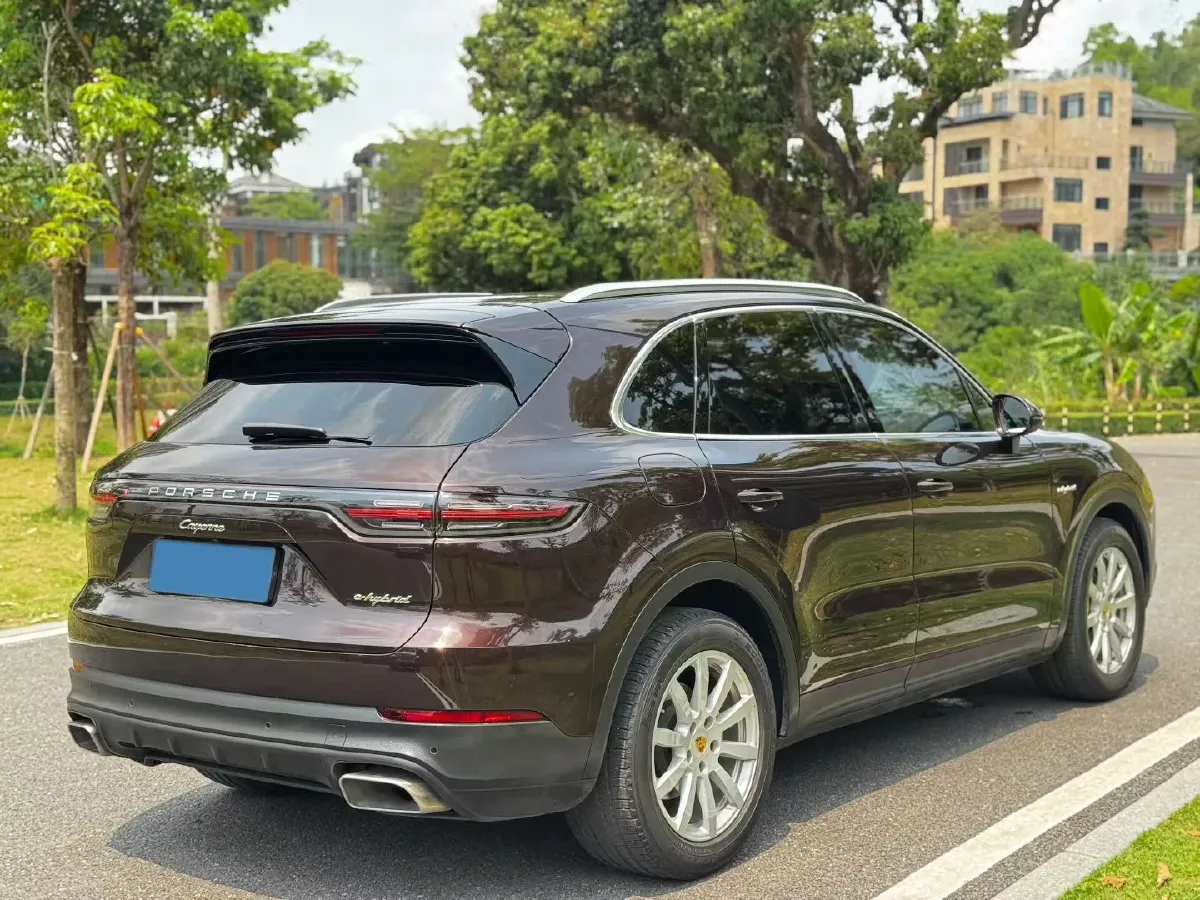 2019 Porsche Cayenne 2.0T 252HP L4 8AT PHEV 14.1KWH,autocango,china used car exporter,china ev exporter,chinese used car exporter,chinese used ev exporter