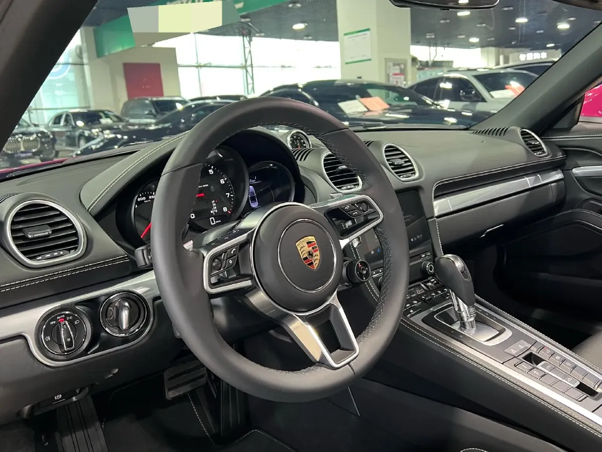 2023 Porsche 718 2.0T 250HP H4 7DCT,autocango,china used car exporter,china ev exporter,chinese used car exporter,chinese used ev exporter