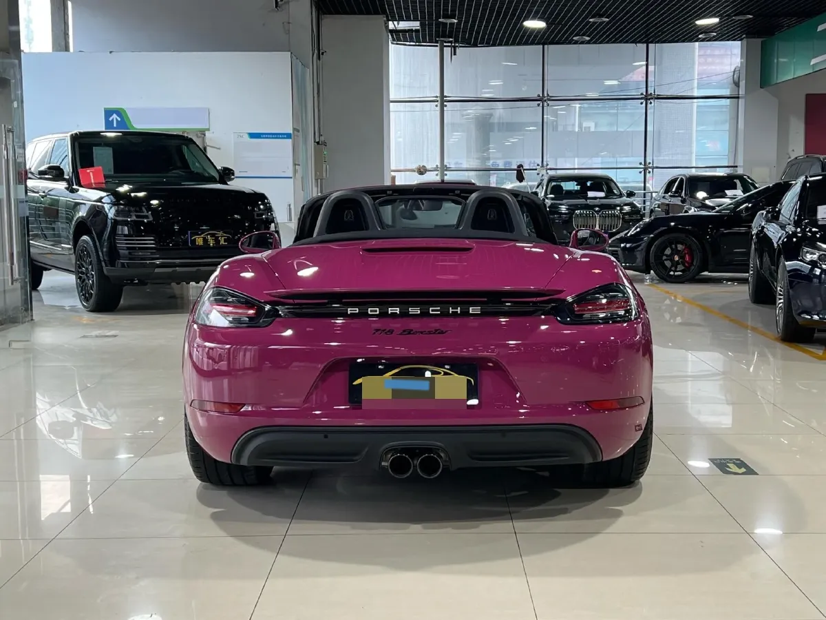 2023 Porsche 718 2.0T 250HP H4 7DCT,autocango,china used car exporter,china ev exporter,chinese used car exporter,chinese used ev exporter