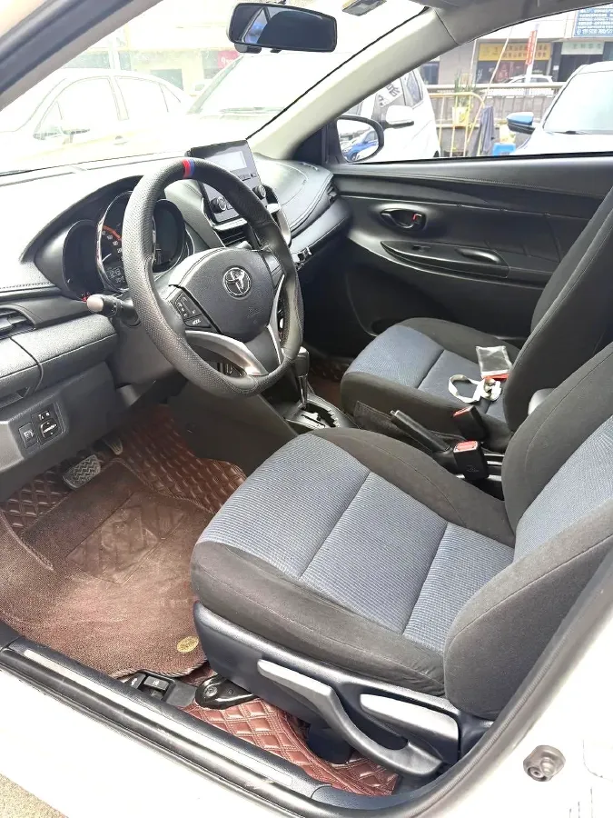 2021 Toyota Yaris L 1.5L 112HP L4 CVT,autocango,china used car exporter,china ev exporter,chinese used car exporter,chinese used ev exporter