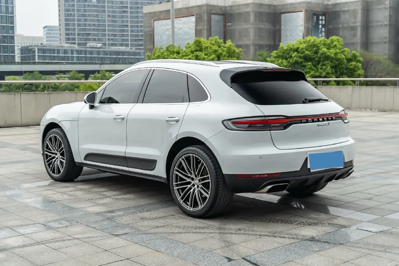 2021 Porsche Macan 2.0T 252HP L4 7DCT,autocango,china used car exporter,china ev exporter,chinese used car exporter,chinese used ev exporter