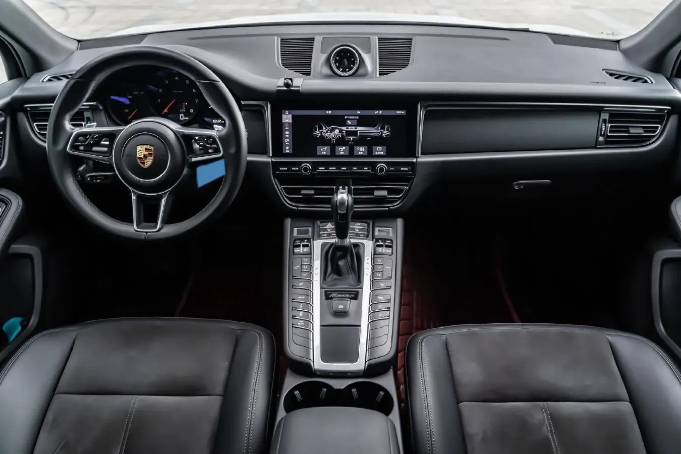 2021 Porsche Macan 2.0T 252HP L4 7DCT,autocango,china used car exporter,china ev exporter,chinese used car exporter,chinese used ev exporter