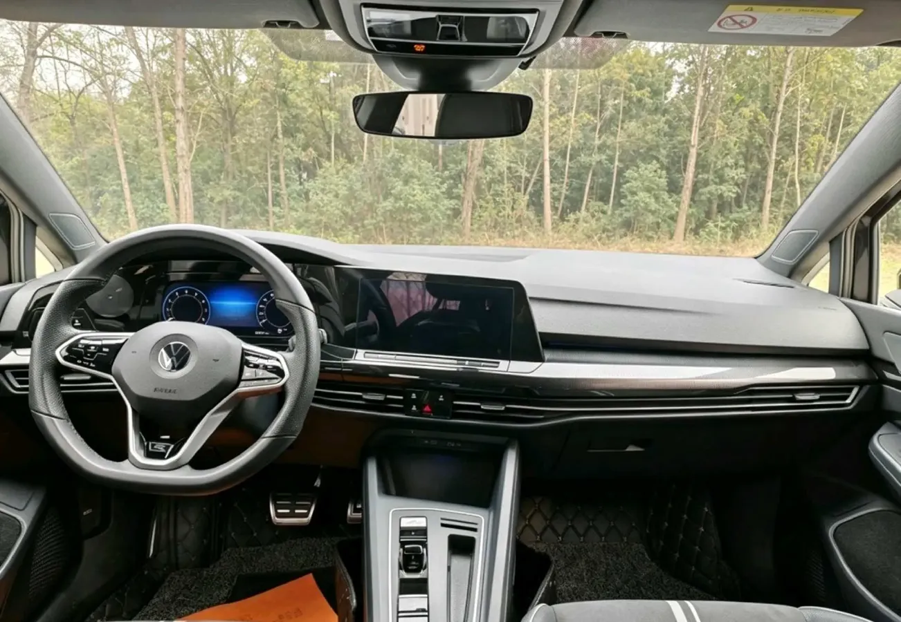 2023 Volkswagen Golf 1.4T 150HP L4 7DCT,autocango,china used car exporter,china ev exporter,chinese used car exporter,chinese used ev exporter