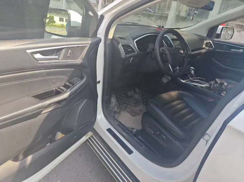 2018 Ford Edge 2.0T 245HP L4 6AT,autocango,china used car exporter,china ev exporter,chinese used car exporter,chinese used ev exporter