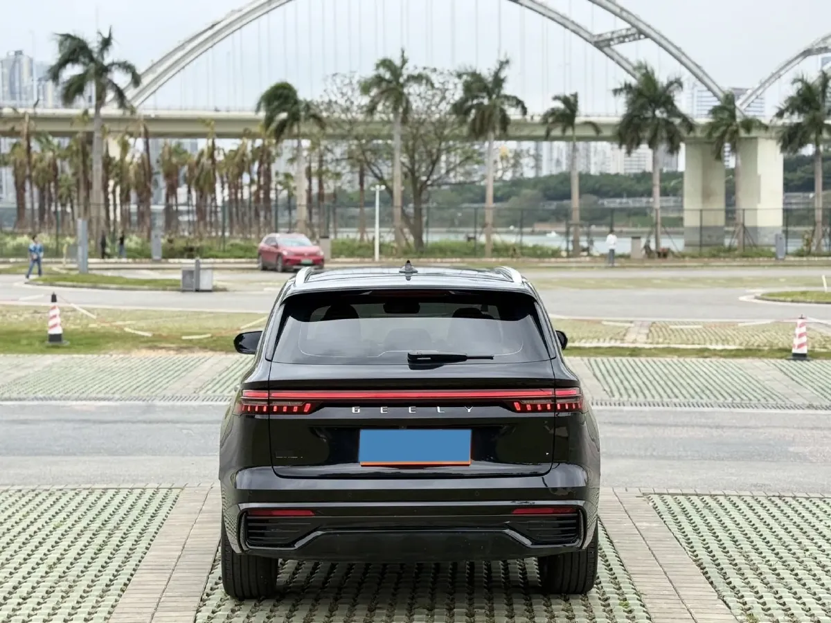 2024 Geely Monjaro 2.0T 218HP L4 7DCT,autocango,china used car exporter,china ev exporter,chinese used car exporter,chinese used ev exporter