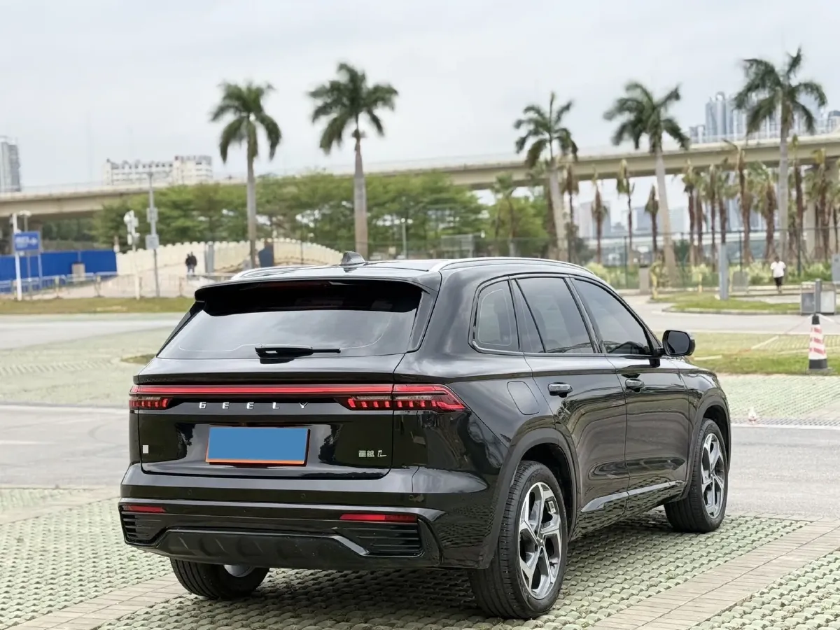 2024 Geely Monjaro 2.0T 218HP L4 7DCT,autocango,china used car exporter,china ev exporter,chinese used car exporter,chinese used ev exporter