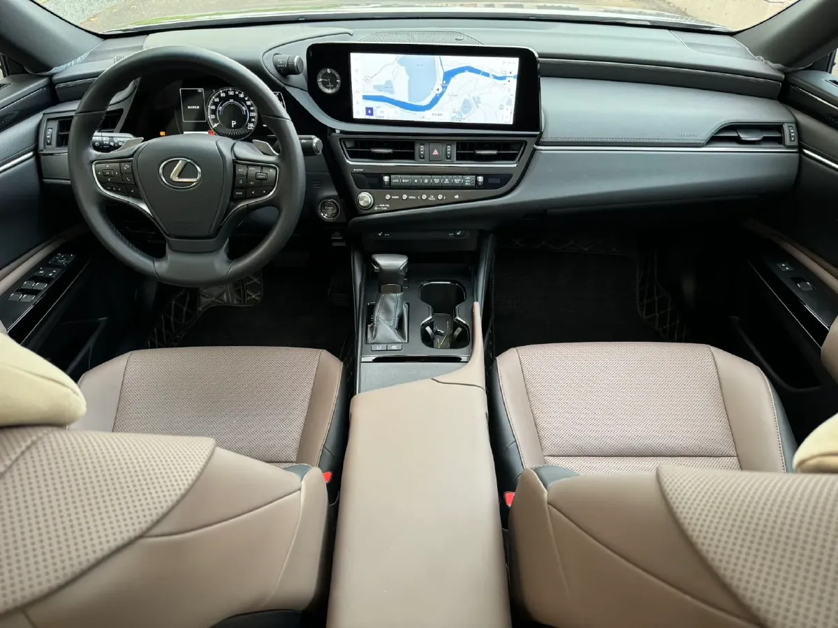 2022 Lexus ES 2.5L 178HP L4 E-CVT Hybrid,autocango,china used car exporter,china ev exporter,chinese used car exporter,chinese used ev exporter