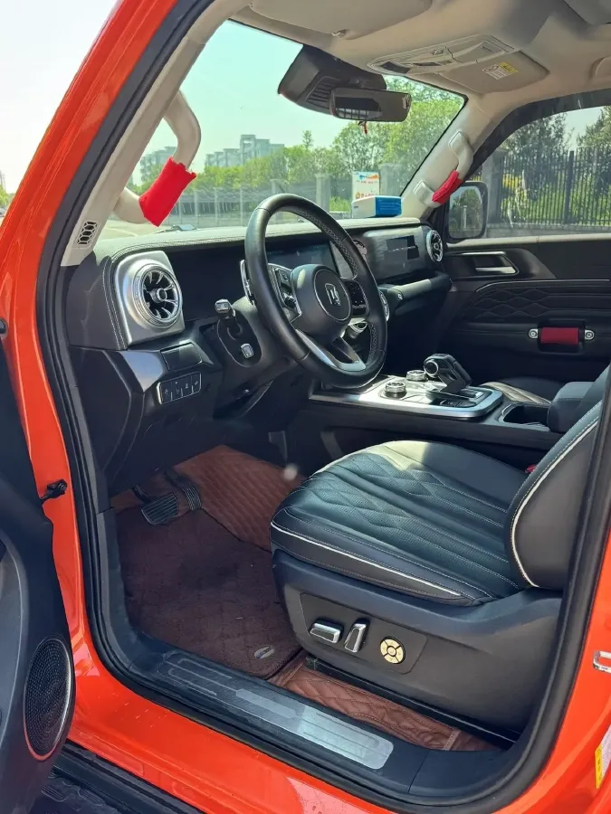 2021 Tank 300 2.0T 227HP L4 8AT,autocango,china used car exporter,china ev exporter,chinese used car exporter,chinese used ev exporter