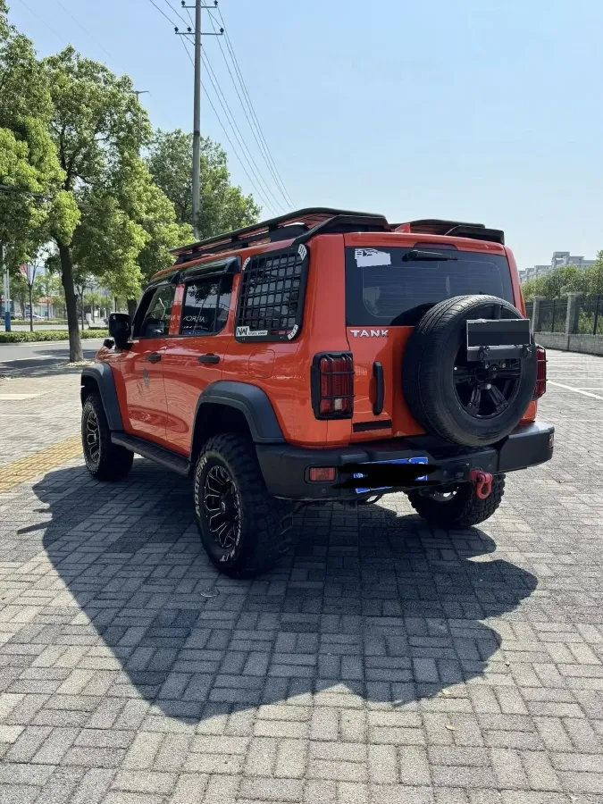 2021 Tank 300 2.0T 227HP L4 8AT,autocango,china used car exporter,china ev exporter,chinese used car exporter,chinese used ev exporter