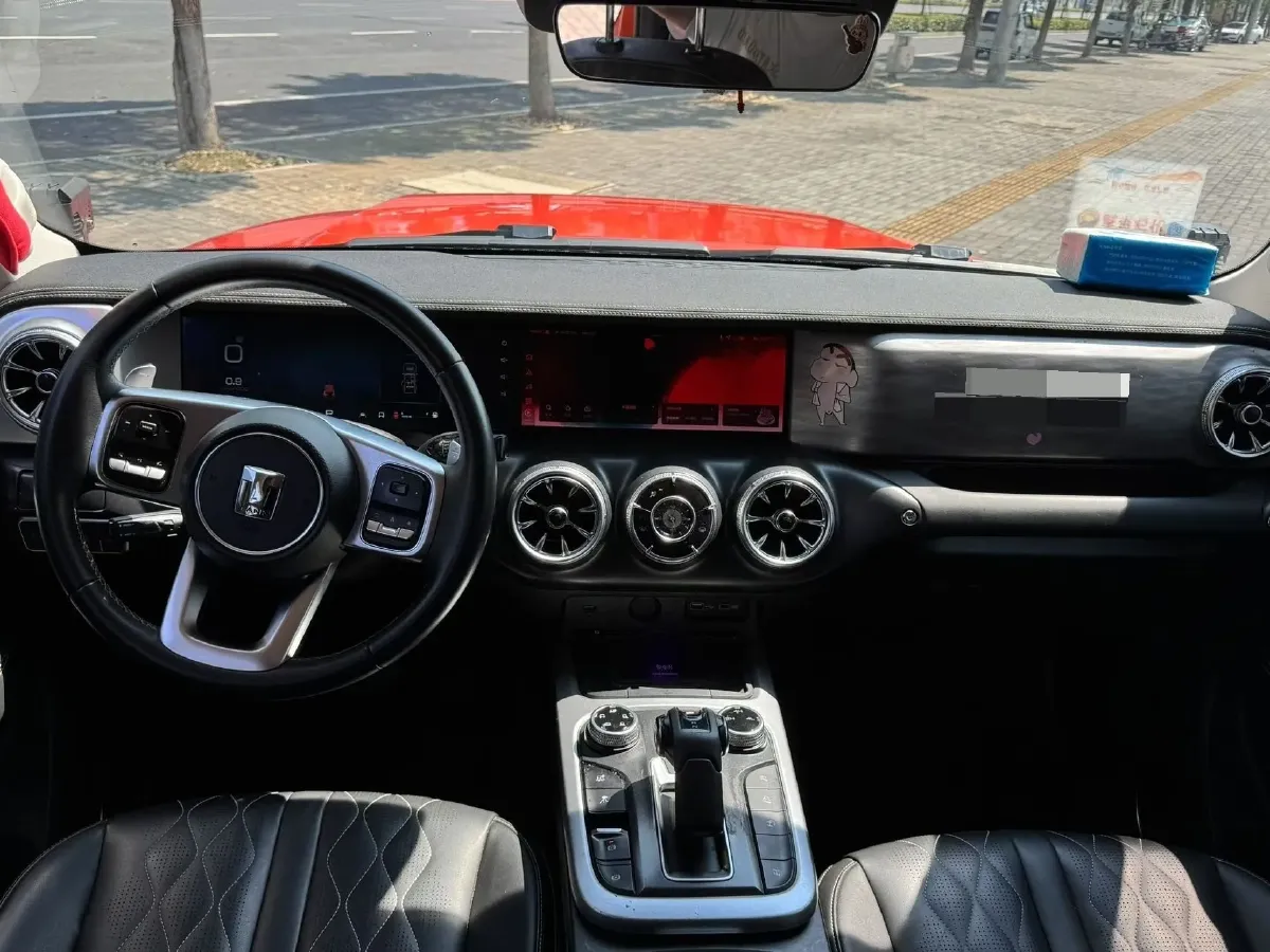 2021 Tank 300 2.0T 227HP L4 8AT,autocango,china used car exporter,china ev exporter,chinese used car exporter,chinese used ev exporter