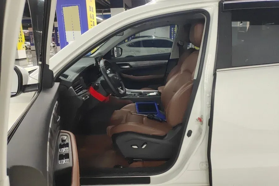 2021 Geely Vision X6 1.4T 141HP L4 6AT,autocango,china used car exporter,china ev exporter,chinese used car exporter,chinese used ev exporter