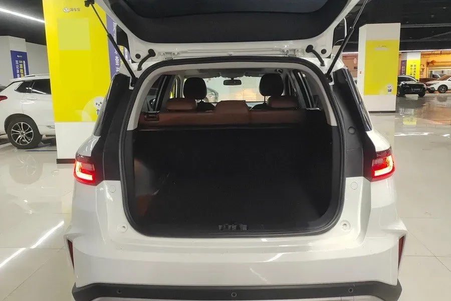 2021 Geely Vision X6 1.4T 141HP L4 6AT,autocango,china used car exporter,china ev exporter,chinese used car exporter,chinese used ev exporter