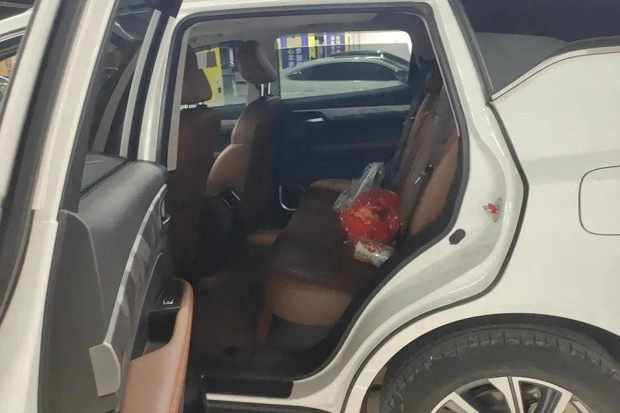 2021 Geely Vision X6 1.4T 141HP L4 6AT,autocango,china used car exporter,china ev exporter,chinese used car exporter,chinese used ev exporter