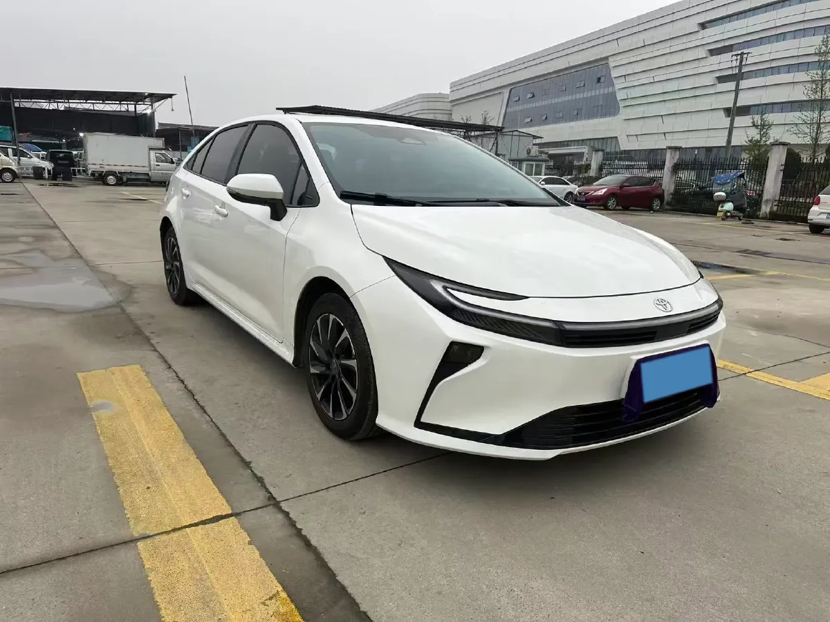 2026 Toyota Corolla 1.8L 98HP L4 E-CVT Hybrid,autocango,china used car exporter,china ev exporter,chinese used car exporter,chinese used ev exporter