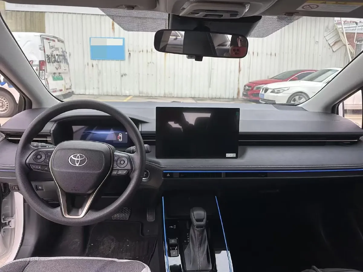 2026 Toyota Corolla 1.8L 98HP L4 E-CVT Hybrid,autocango,china used car exporter,china ev exporter,chinese used car exporter,chinese used ev exporter