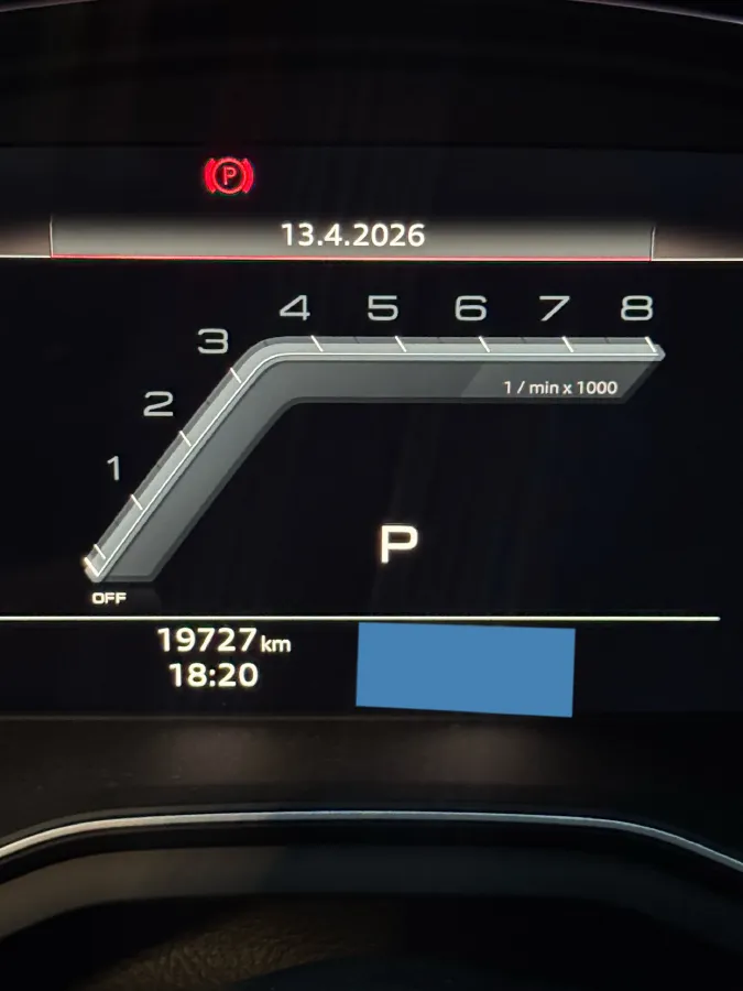 2024 Audi A4L 2.0T 190HP L4 7DCT,autocango,china used car exporter,china ev exporter,chinese used car exporter,chinese used ev exporter