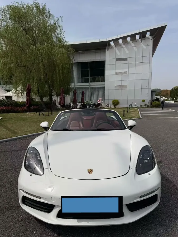 2022 Porsche 718 2.0T 250HP H4 7DCT,autocango,china used car exporter,china ev exporter,chinese used car exporter,chinese used ev exporter