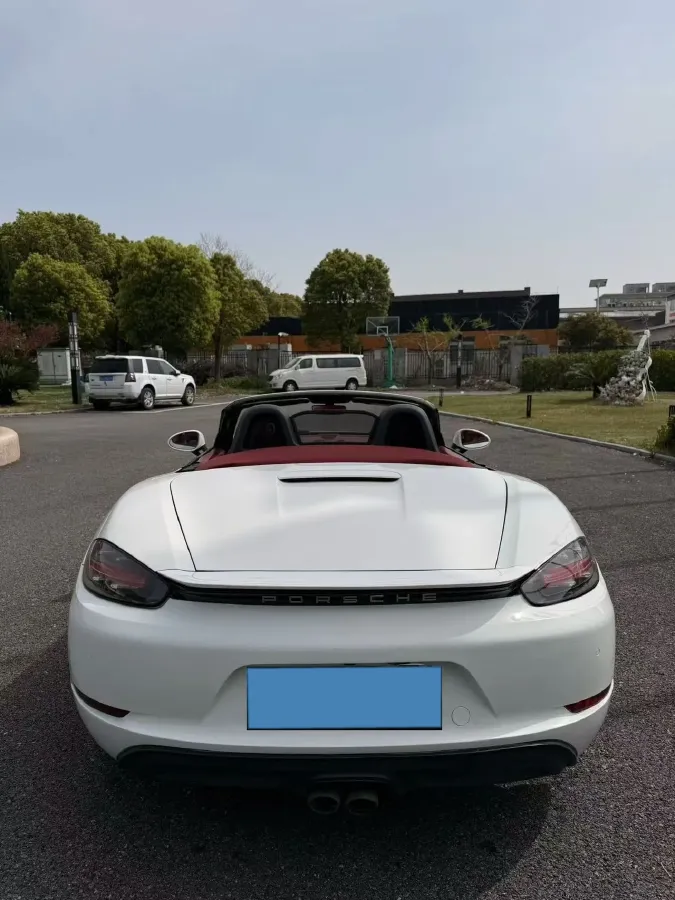 2022 Porsche 718 2.0T 250HP H4 7DCT,autocango,china used car exporter,china ev exporter,chinese used car exporter,chinese used ev exporter