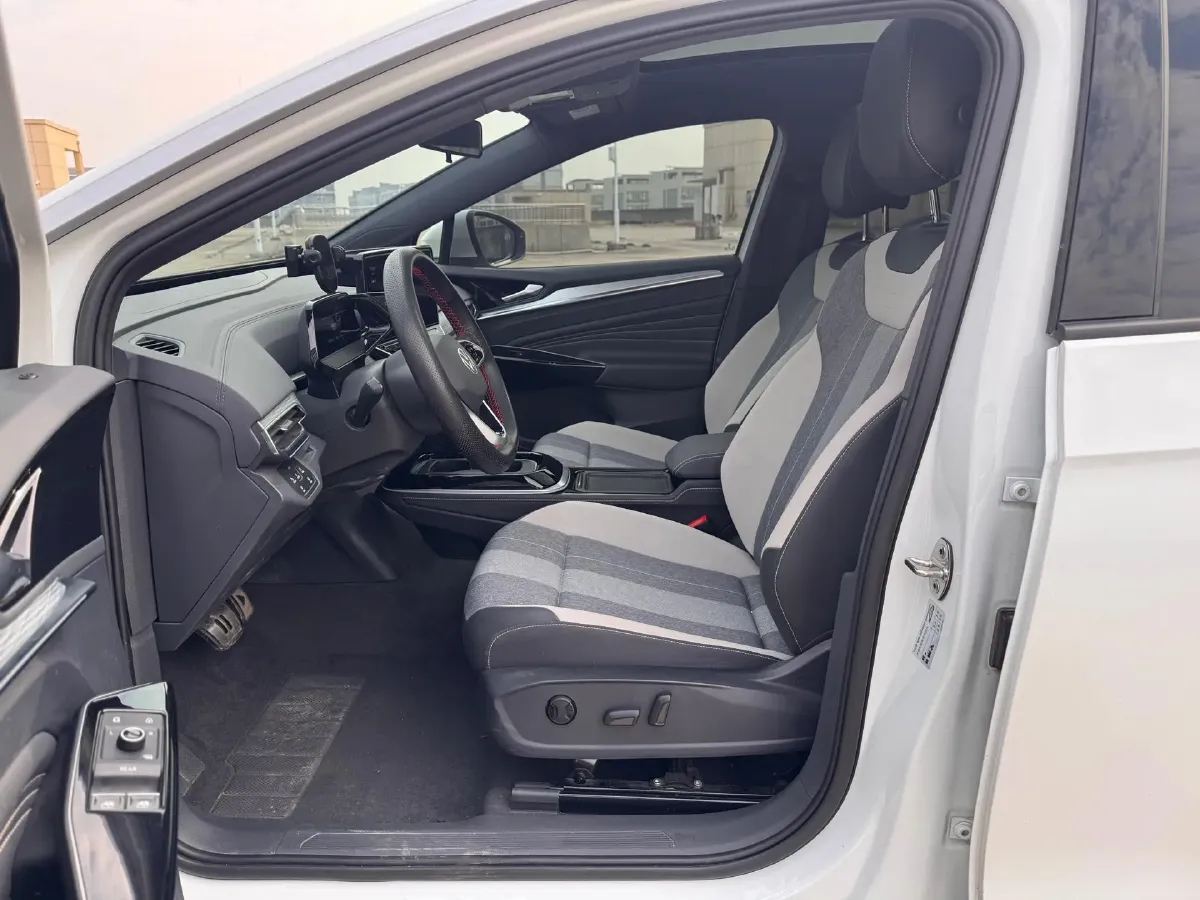 2024 Volkswagen ID.4 Crozz BEV 55.7KWH,autocango,china used car exporter,china ev exporter,chinese used car exporter,chinese used ev exporter