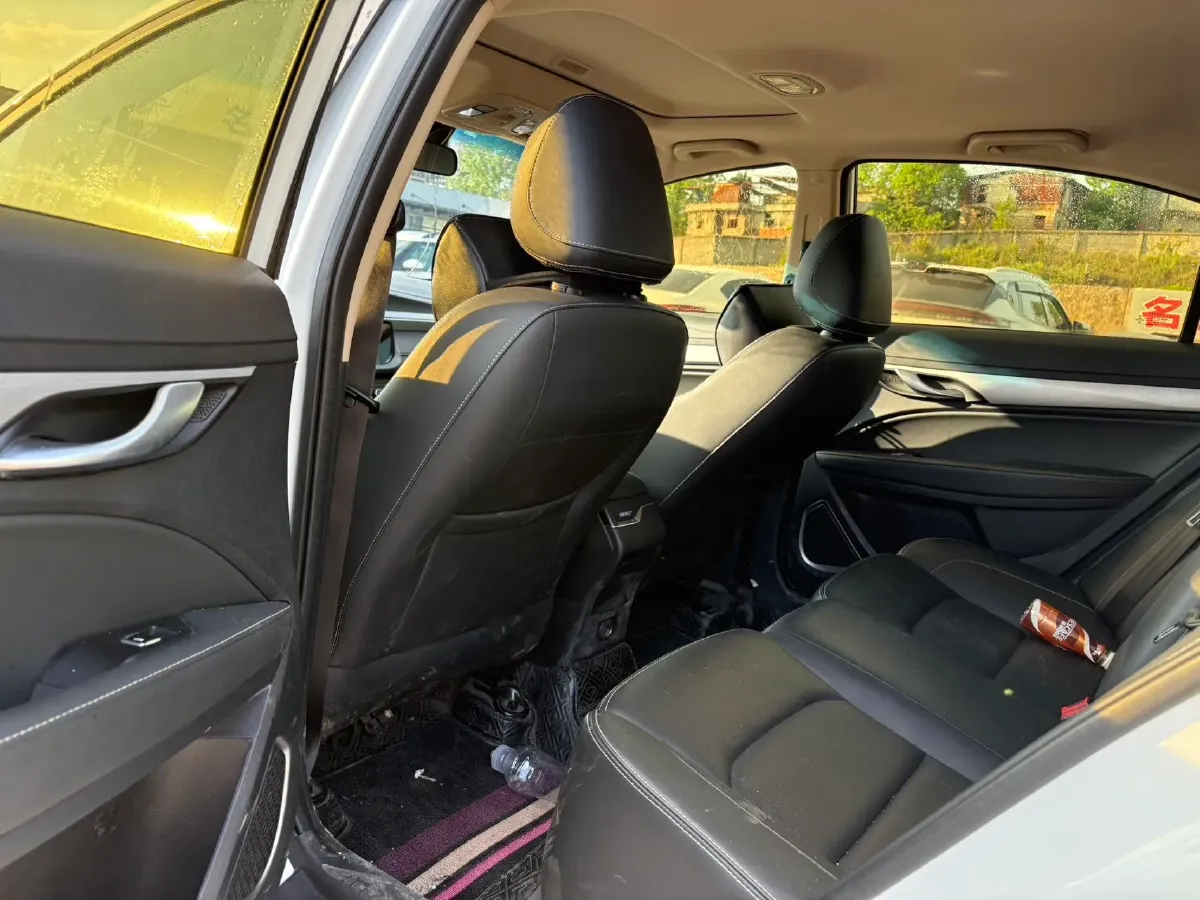 2018 Geely Emgrand 1.5L 109HP L4 5MT,autocango,china used car exporter,china ev exporter,chinese used car exporter,chinese used ev exporter