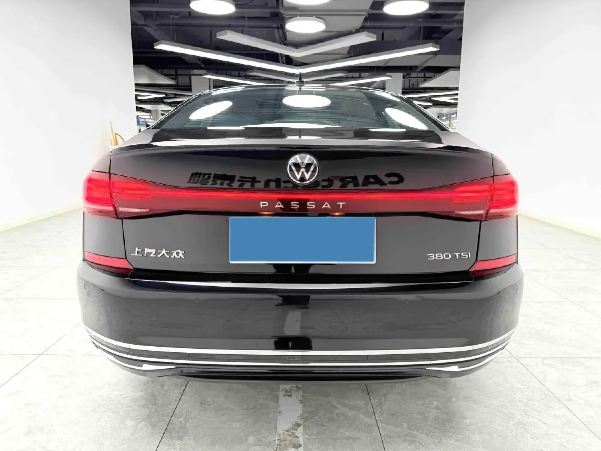 2025 Volkswagen Passat 2.0T 220HP L4 7DCT,autocango,china used car exporter,china ev exporter,chinese used car exporter,chinese used ev exporter